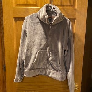 C9 comfy zip up